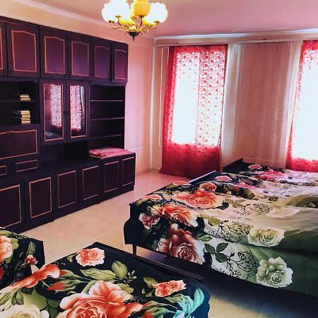 Hayq Guest House Goris Exterior foto